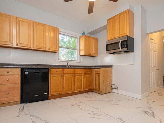 2nd image of 93 N 15th St #11