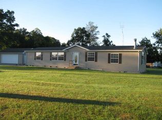 9990 E 400 N, Howe, IN 46746