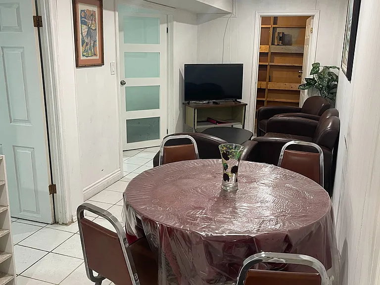 62 Iangrove Ter #BASEMENT — Photo 8