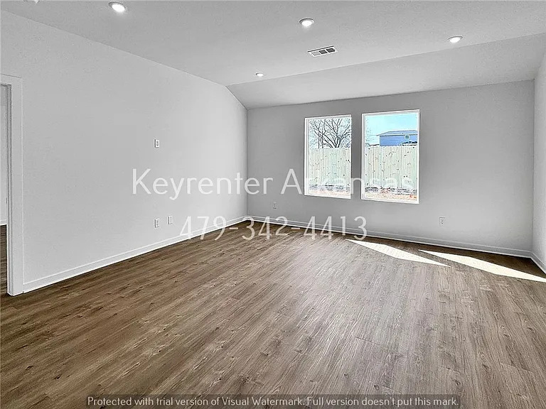 540 Mac St — Photo 6