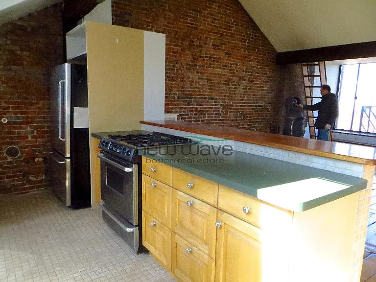 601 Tremont St #4 — Photo 16