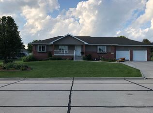 115 Galway Rd, Aurora, NE 68818