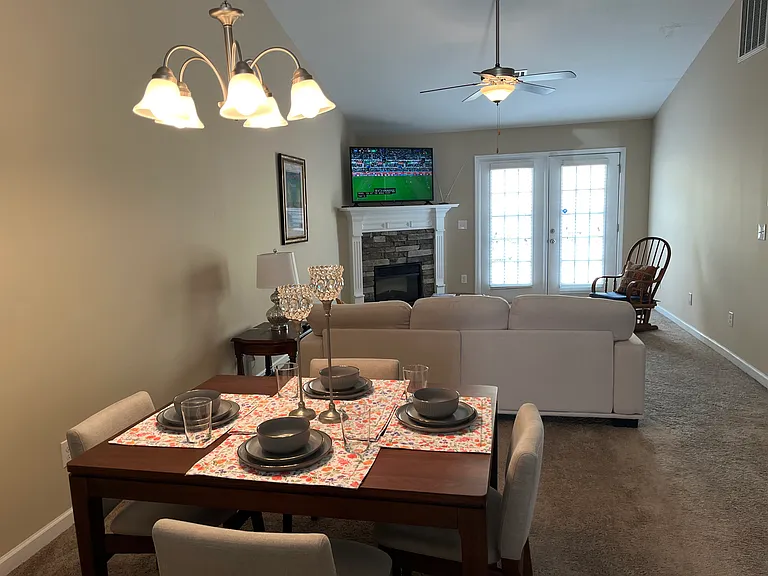 2675 York Dr — Photo 5