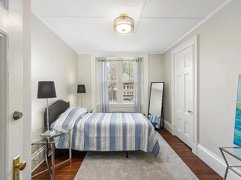 77 Coggeshall Ave #B — Photo 9