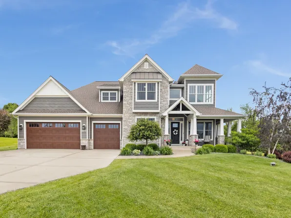 7166 Clubhouse Dr, Yorkville, IL 60560