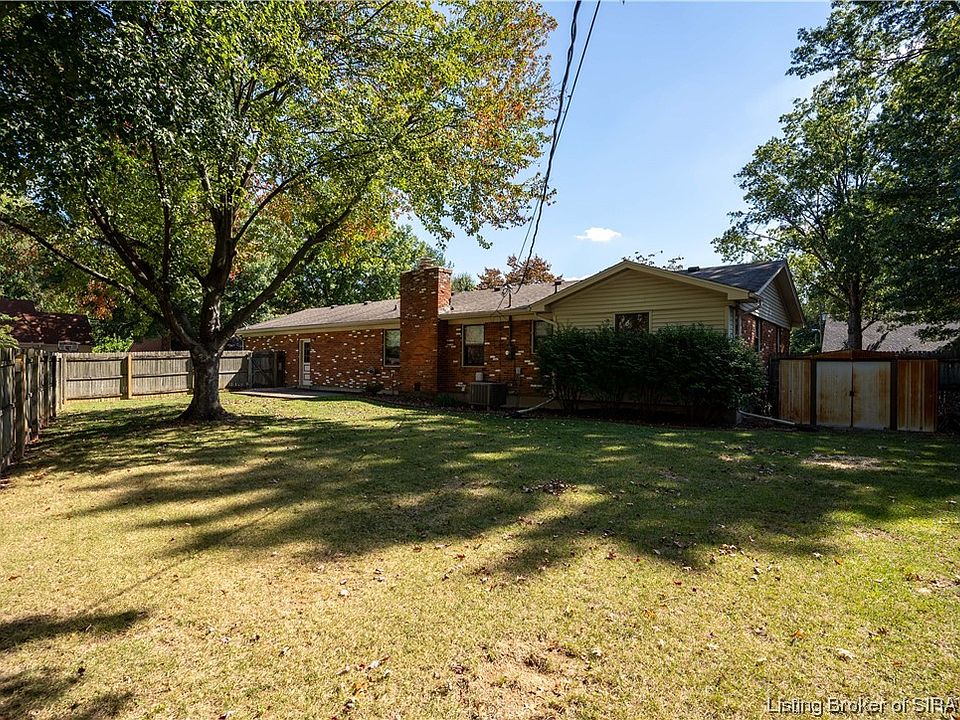 3307 Locust Lane, Jeffersonville, IN 47130 | Zillow