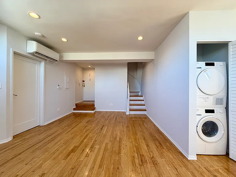 61 Christopher St #5C — Photo 11
