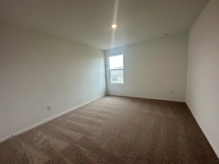 312 Sonterra Dr — Photo 20