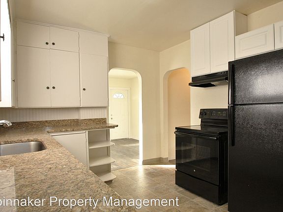 2nd image of 5011 S Sheridan Ave
