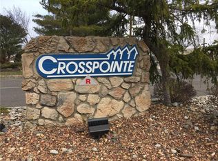 68 Crosspointe Dr, East Brunswick, NJ 08816