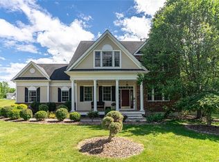46 Sagamor Dr, Hopewell Junction, NY 12533