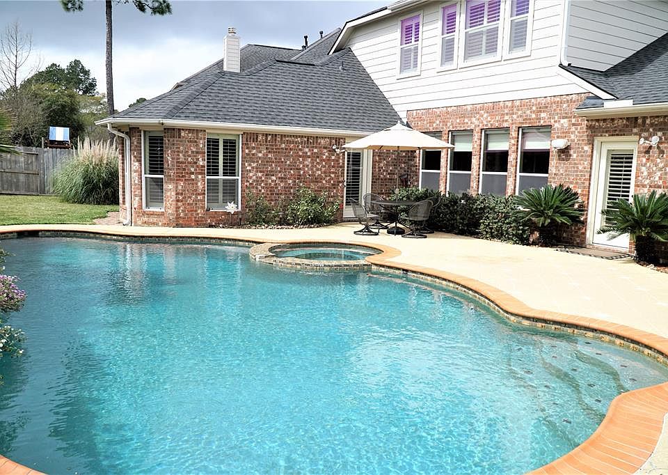 1st image of 16031 Closewood Terrace Dr