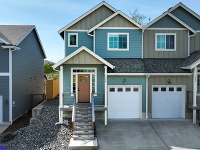 1586 SE Honeysuckle Loop, Warrenton, OR, 97146