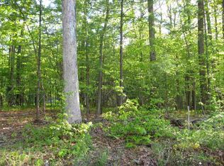 16 Moss Rd, Voorheesville, NY 12186