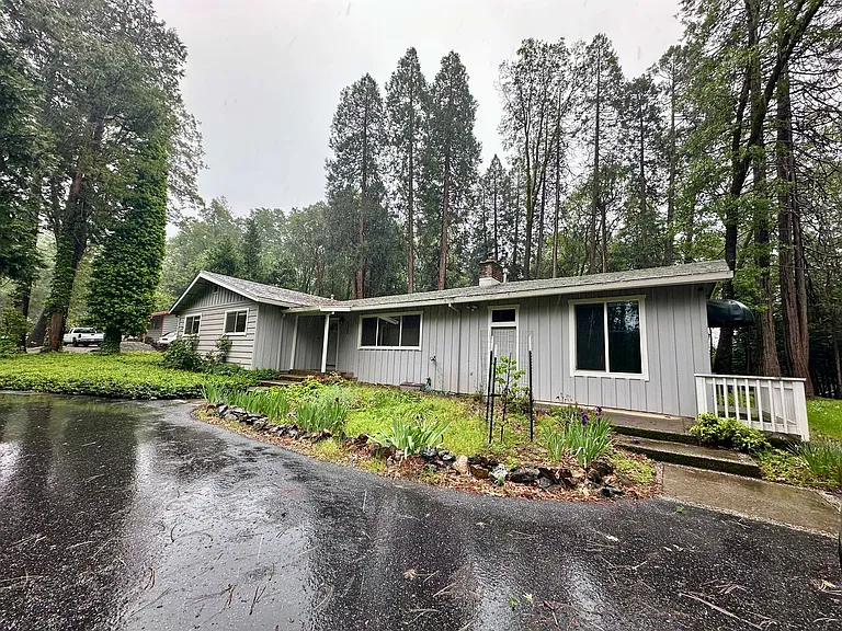 12725 Banner Lava Cap Rd — Photo 1