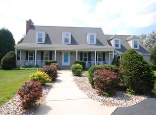 S75W13243 Courtland Ln, Muskego, WI 53150