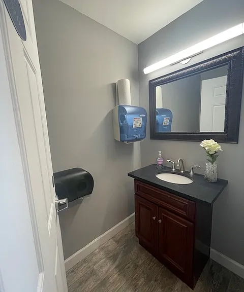 208 Huron Ave — Photo 35