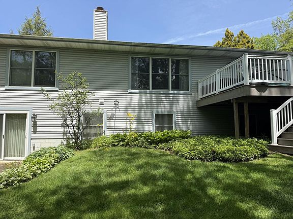 3rd image of 596 Forest Creek Dr