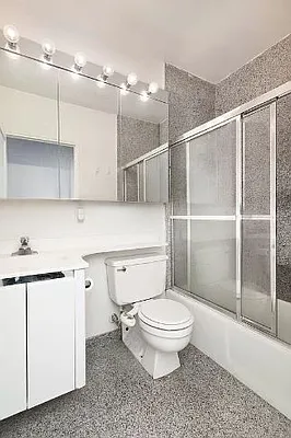 Rented by Mossanen Group | media 6