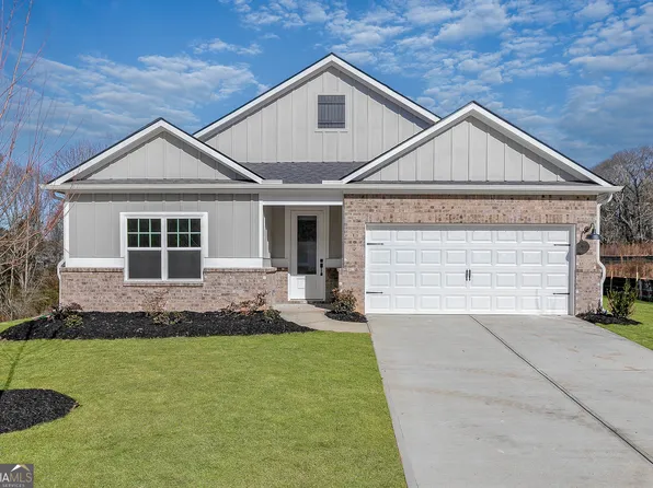 29 Bluegill Dr, Jefferson, GA 30549