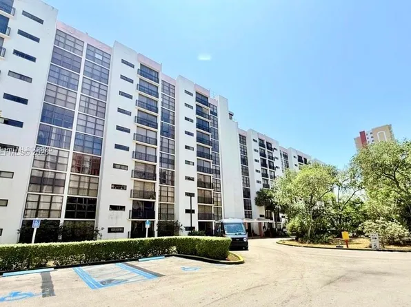 16909 N Bay Rd APT 116, Sunny Isles Beach, FL 33160