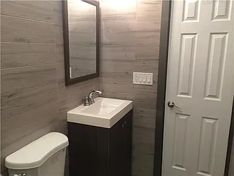 Rented by R New York