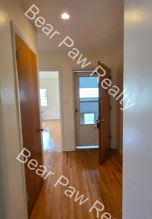 2520 Deming Blvd #2