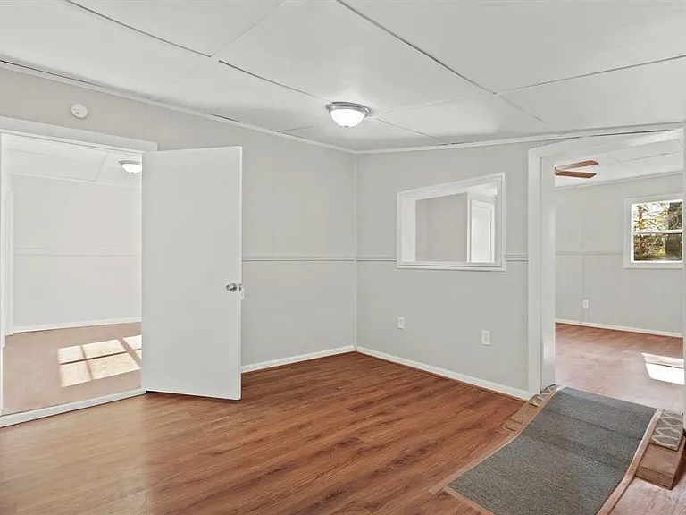 8186 Record St — Photo 9