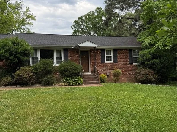 8218 Elm Dr, Mechanicsville, VA 23111