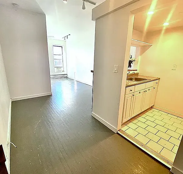 448 Bergen St #4C — Photo 4