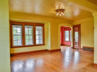 W156N5136 Pilgrim Rd, Menomonee Falls, WI 53051