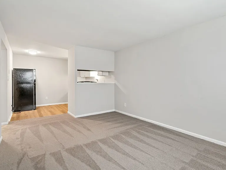 4991 Arbor Village Dr — Photo 17