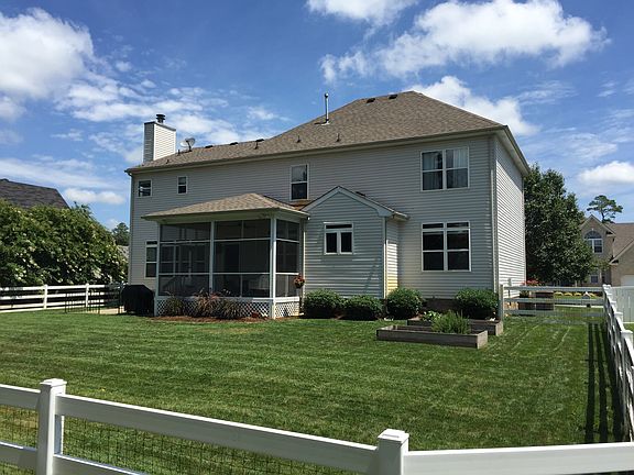 2nd image of 1921 Winterhaven Dr