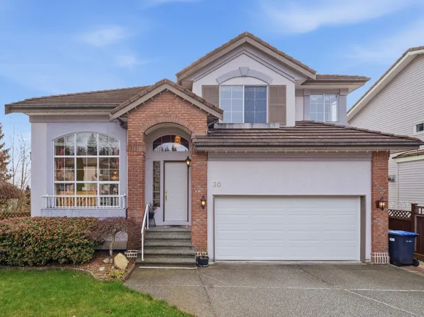 30 Linden Ct, Pt Moody, BC V3H 5C1