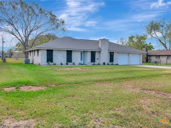 99 Wearden Dr, Victoria, TX 77904