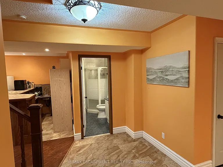 2 Pineridge Dr — Photo 7