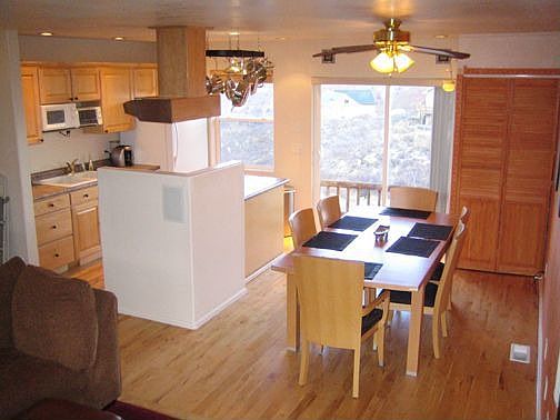 Beautiful Maple Cabinets & Flooring