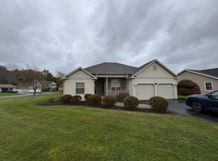 2604 Rustic Ridge Rd, Endicott, NY 13760