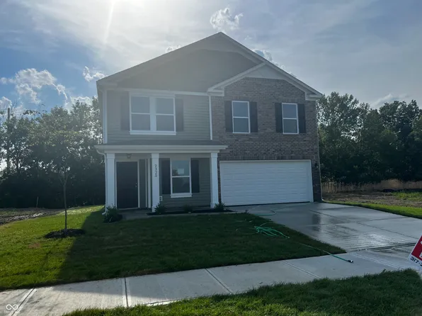 2325 N Liberty Lakes Dr, Greensburg, IN 47240