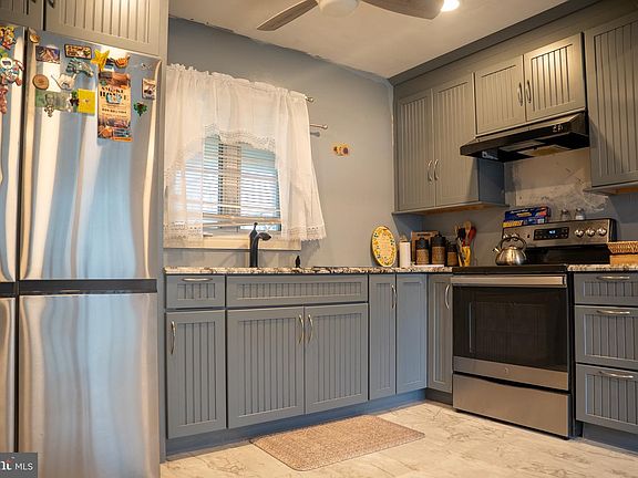 4th image of 56 Garland Ln