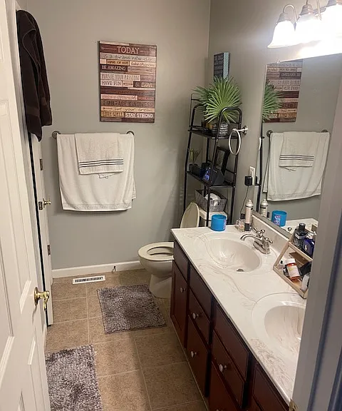 10584 Fall Creek Dr — Photo 11