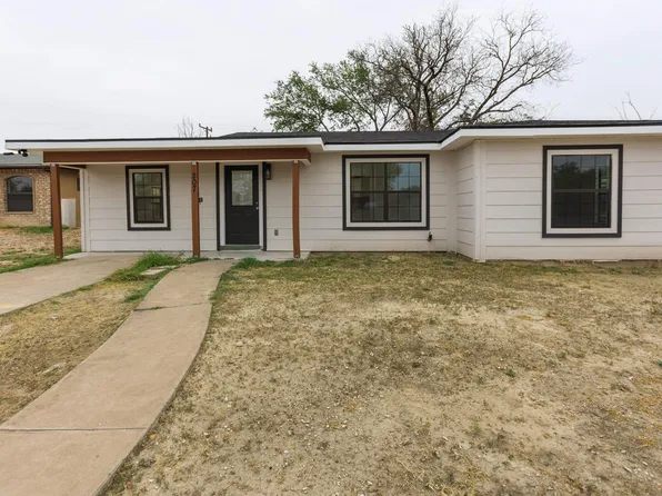 207 Jodobo Dr, Del Rio, TX 78840