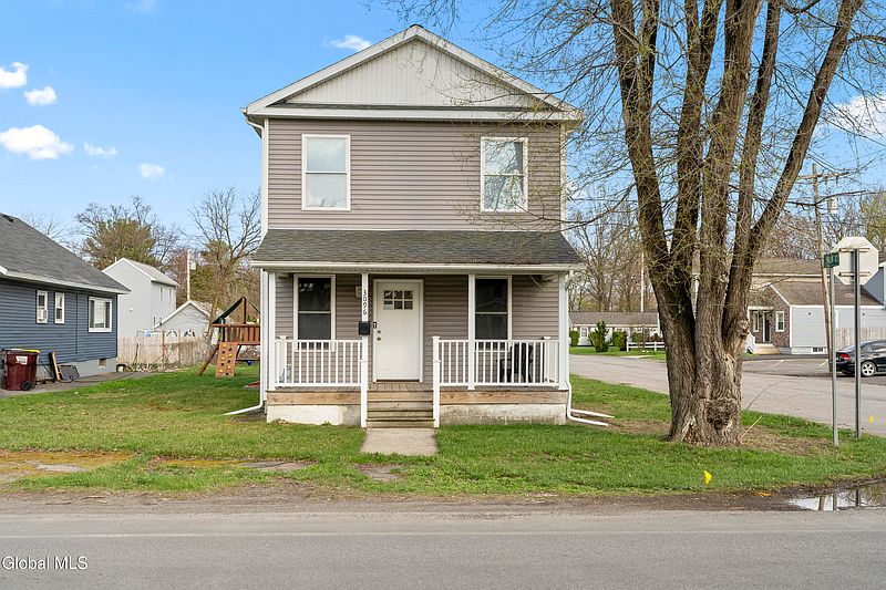 2nd image of 3096 Guilderland Avenue