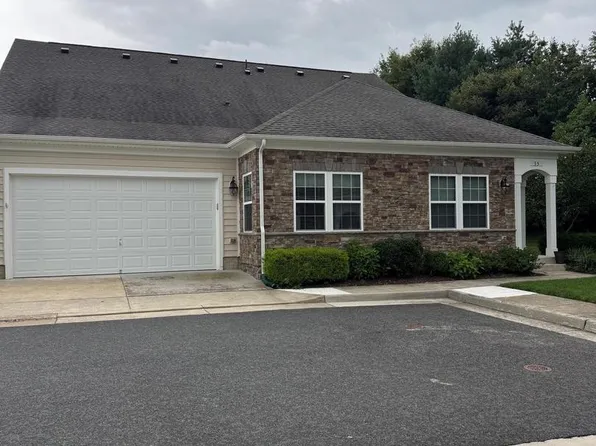 35 Harpers Mill Way, Lovettsville, VA 20180