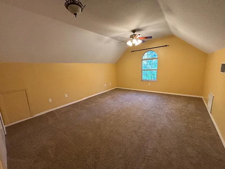 18816 Cimbora Dr — Photo 18