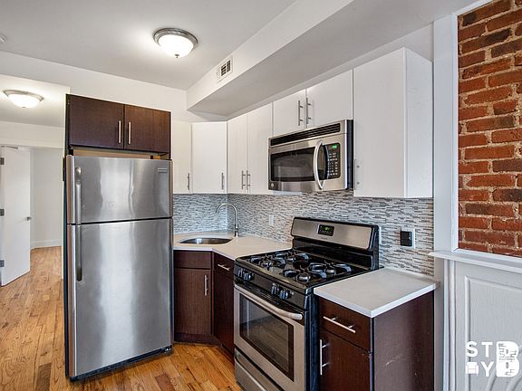 3rd image of 203 Macdonough St #3B