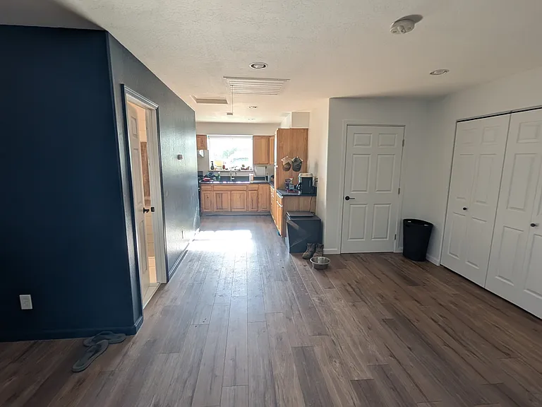 290 Magpie Way — Photo 10