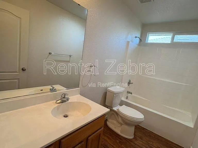 256 Mono Lake Ave — Photo 8