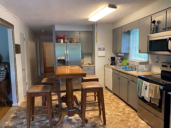 4th image of 628 Graceland Dr
