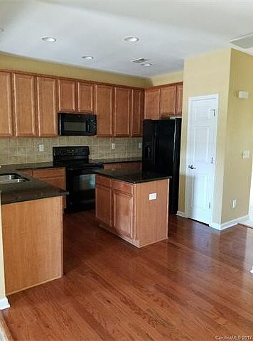 2nd image of 9844 Kings Parade Blvd #48